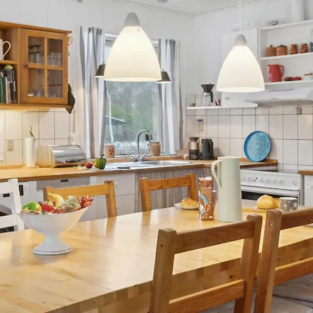 Gorgeous In With Kitchen Stege