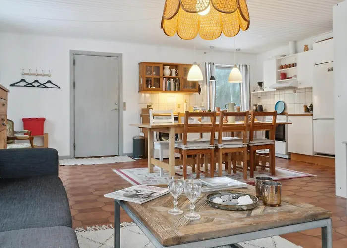 Gorgeous In With Kitchen 度假居