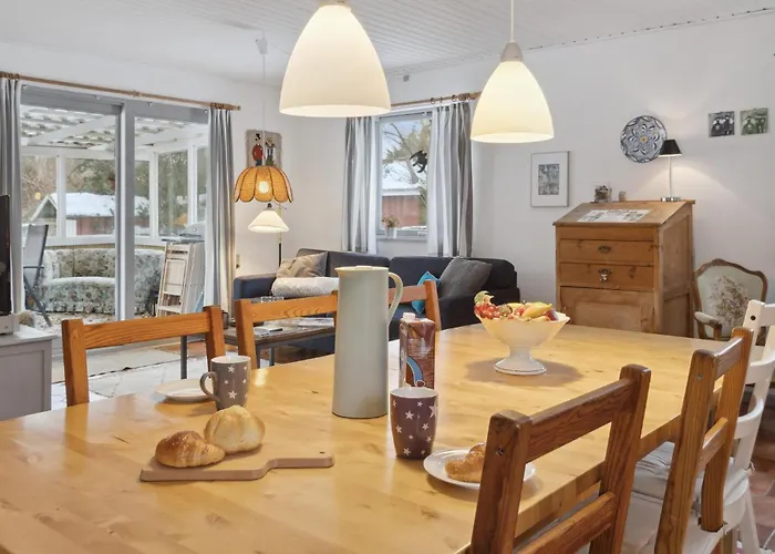 Gorgeous In With Kitchen * 斯泰厄
